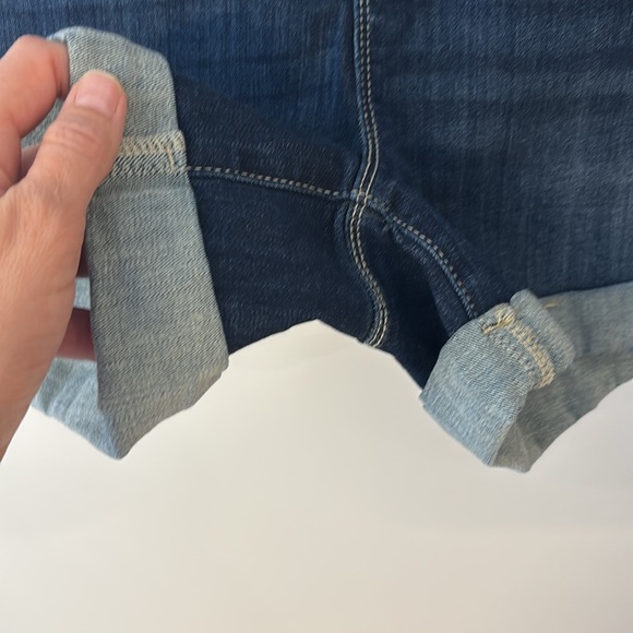 Judy Blue elastic pull on shorts - Picture 4 of 9